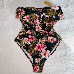 Kona Sol One Piece Bathing Suit / Swimsuit New Size 24W Double flounce Front